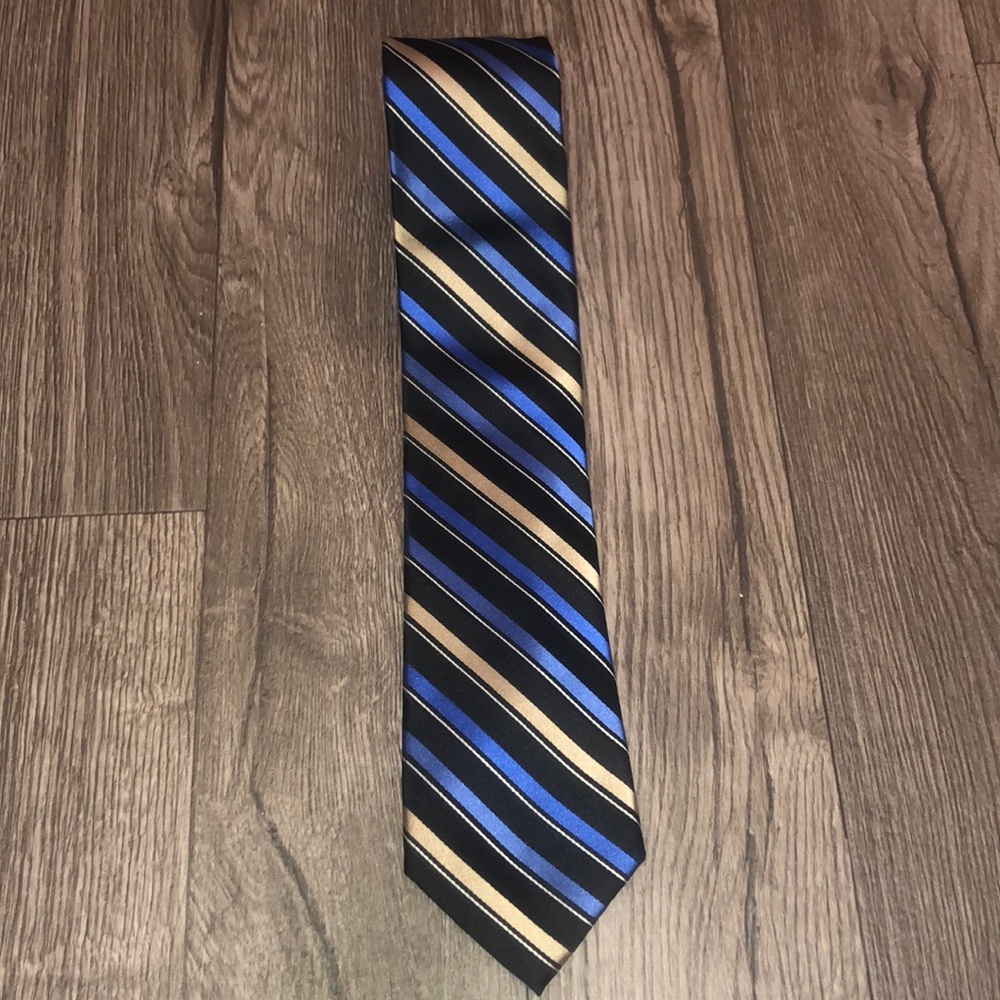 Chaps Tie